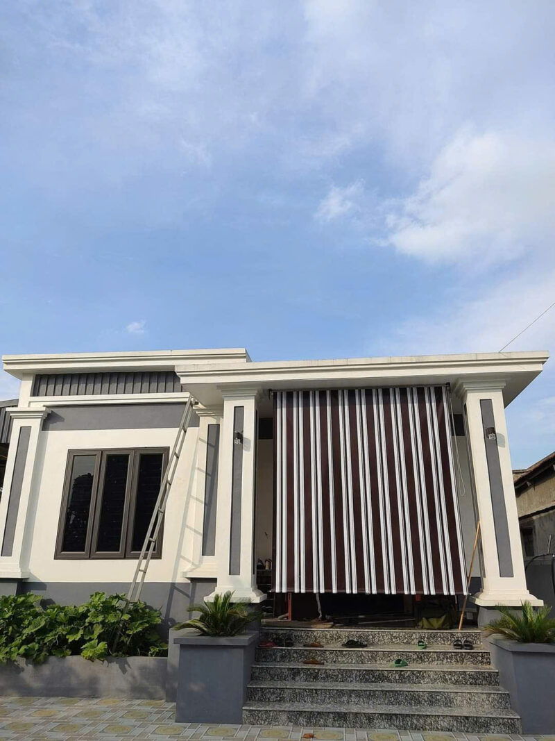 Rèm bạt cuốn 18