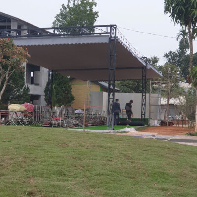 Bạt xếp 17